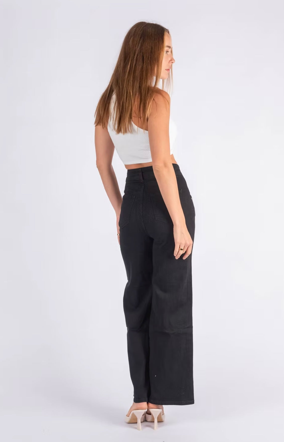 Stacey Wide Jean ￼