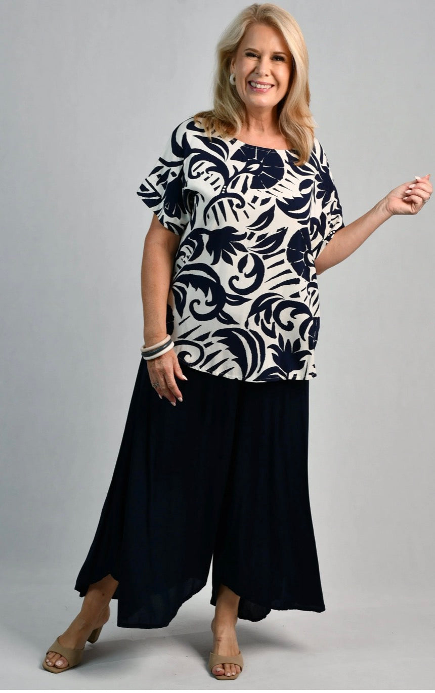 Nora Classic Top