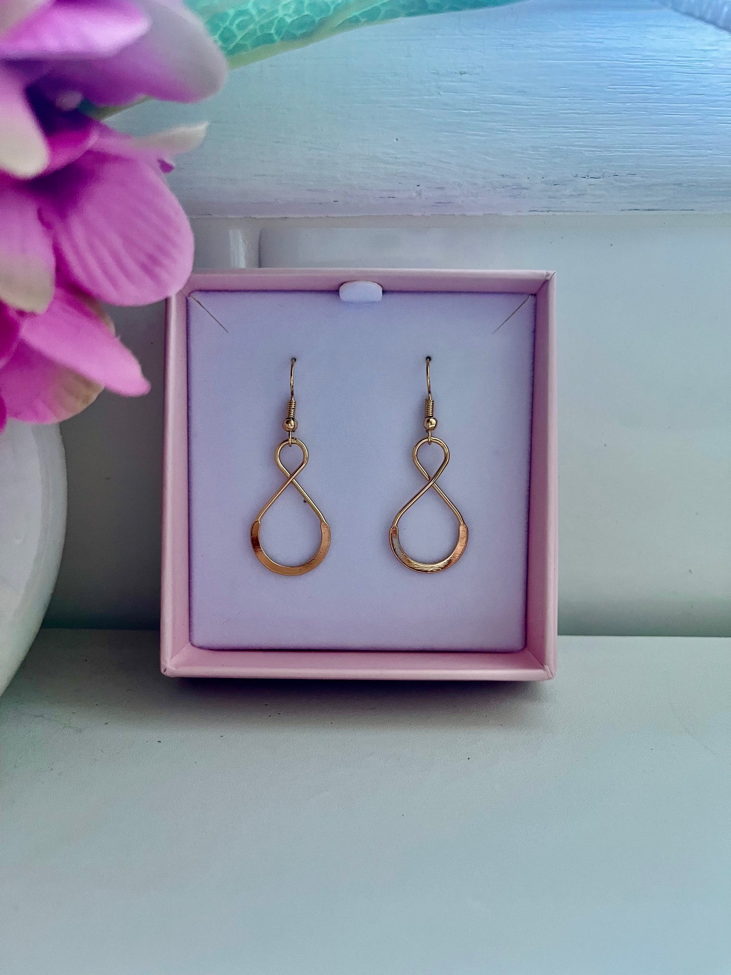 Figure ‘8’ Earrings