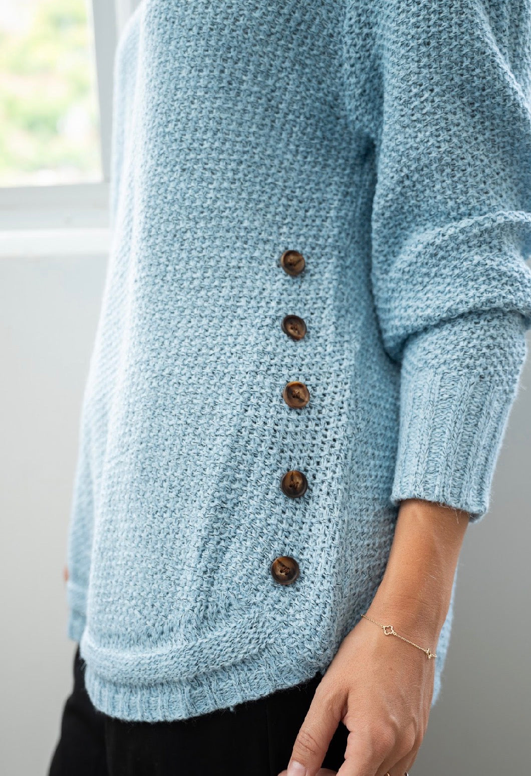 Side button jumper